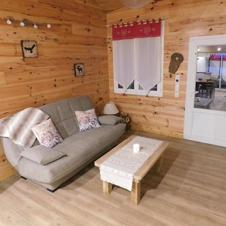 Logement Paisible A La Campagne Aubarede Dış mekan fotoğraf