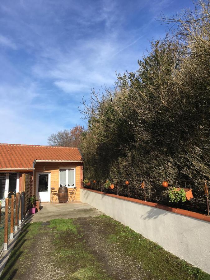 Logement Paisible A La Campagne Aubarede Dış mekan fotoğraf